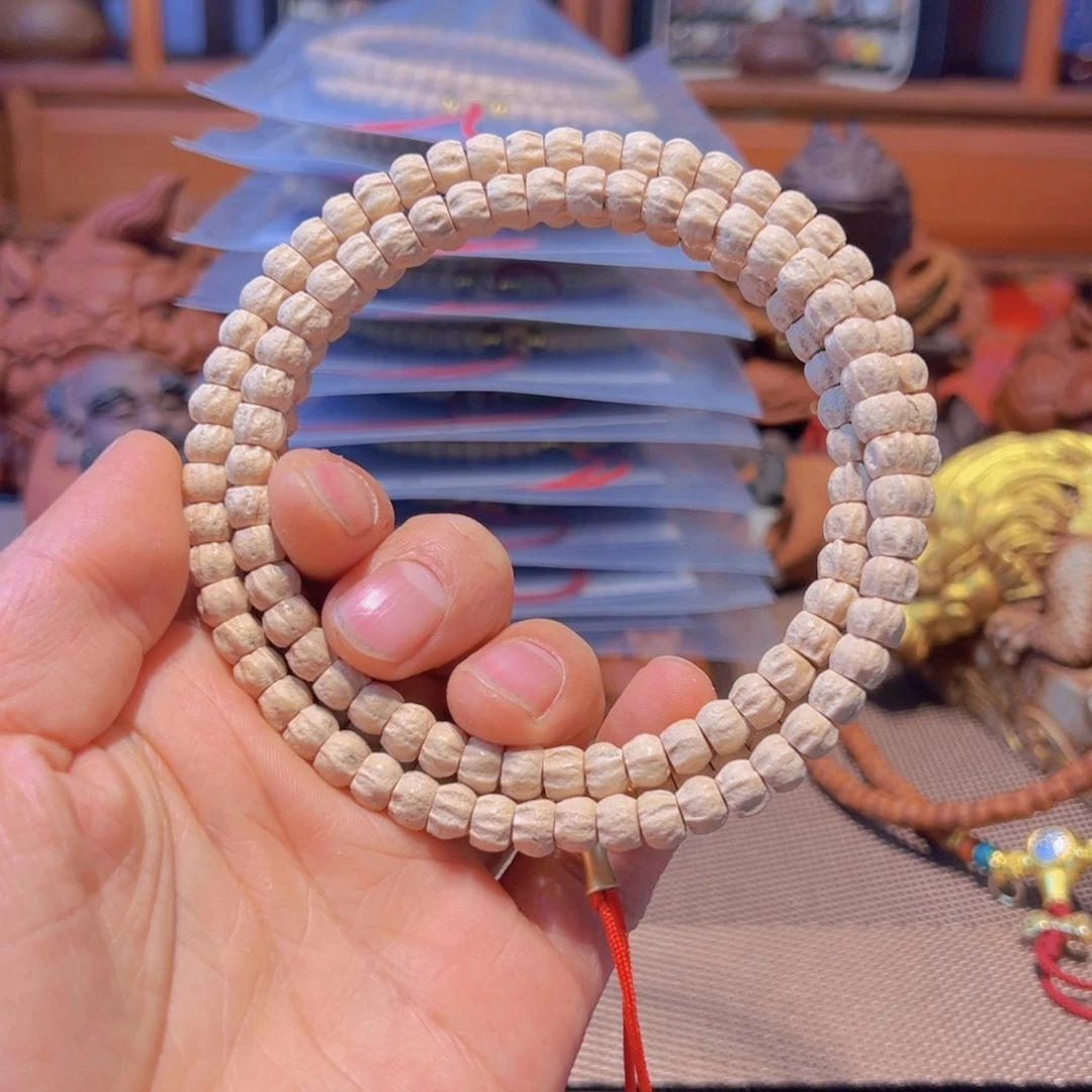 柏香籽/百香籽吊坠?****i