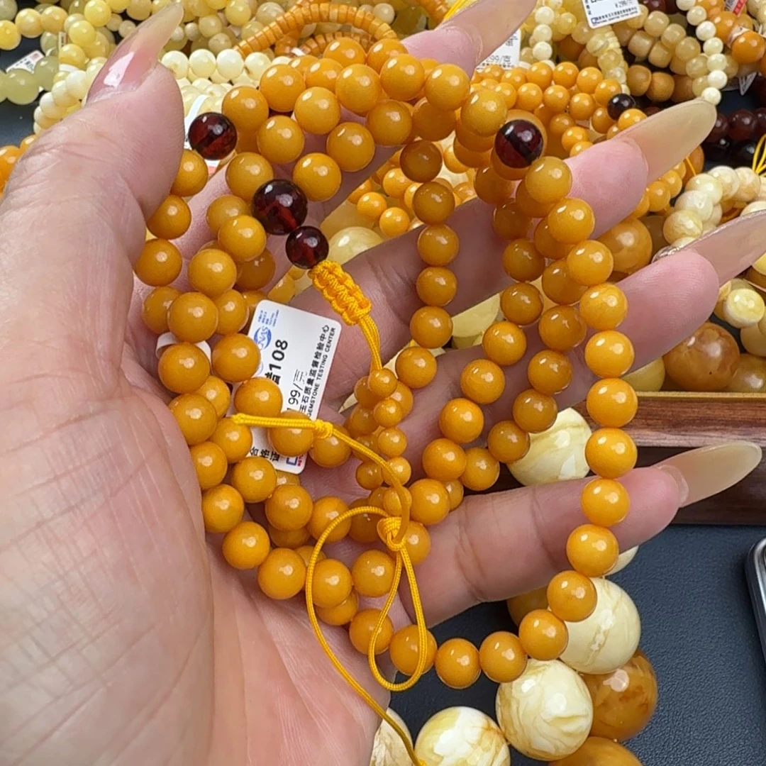 琥珀未镶嵌珠宝奇石