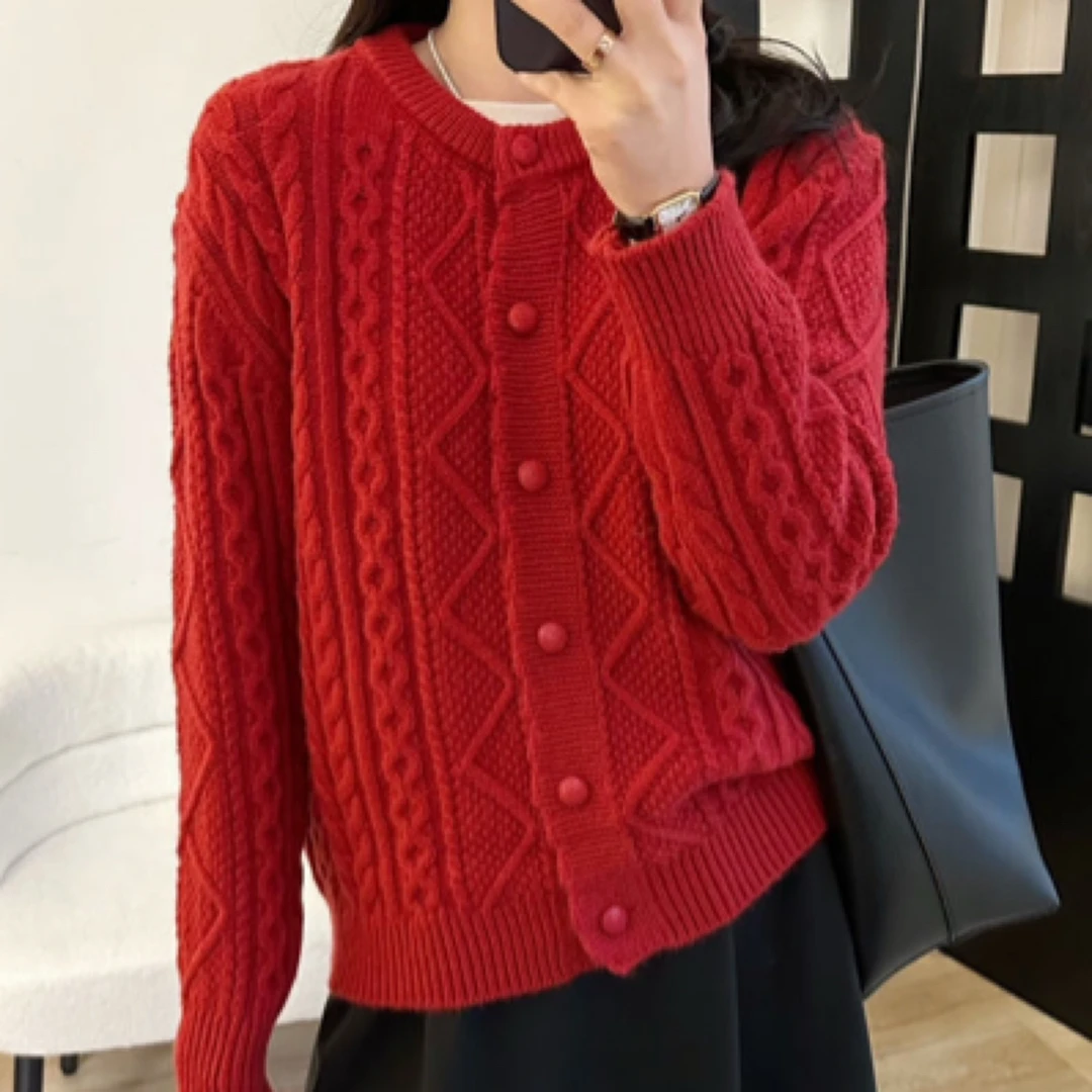 加厚圆领麻花宽松毛衣开衫女秋冬新款时尚减龄外套针织上衣