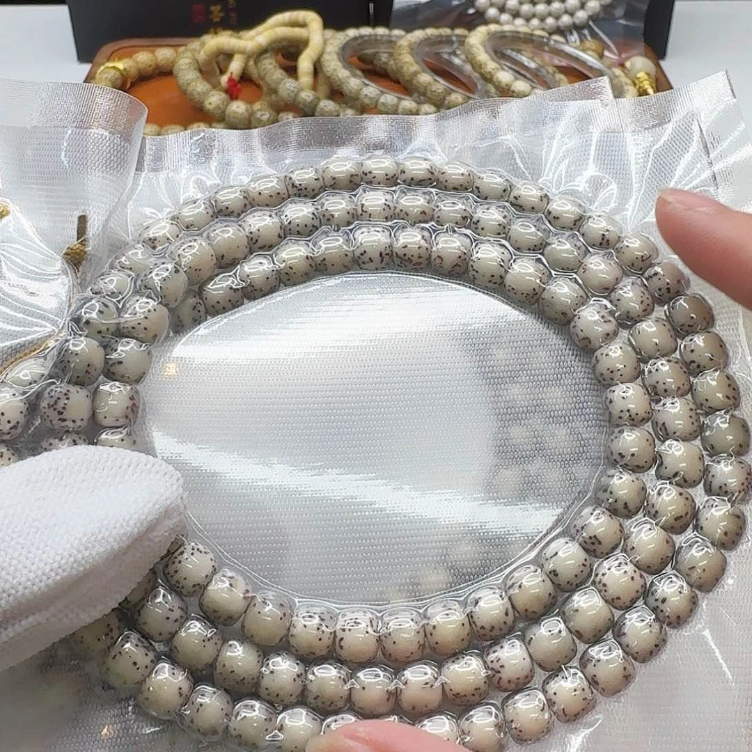 吊坠星月菩提106创世糯冰石玉河豚7左右108