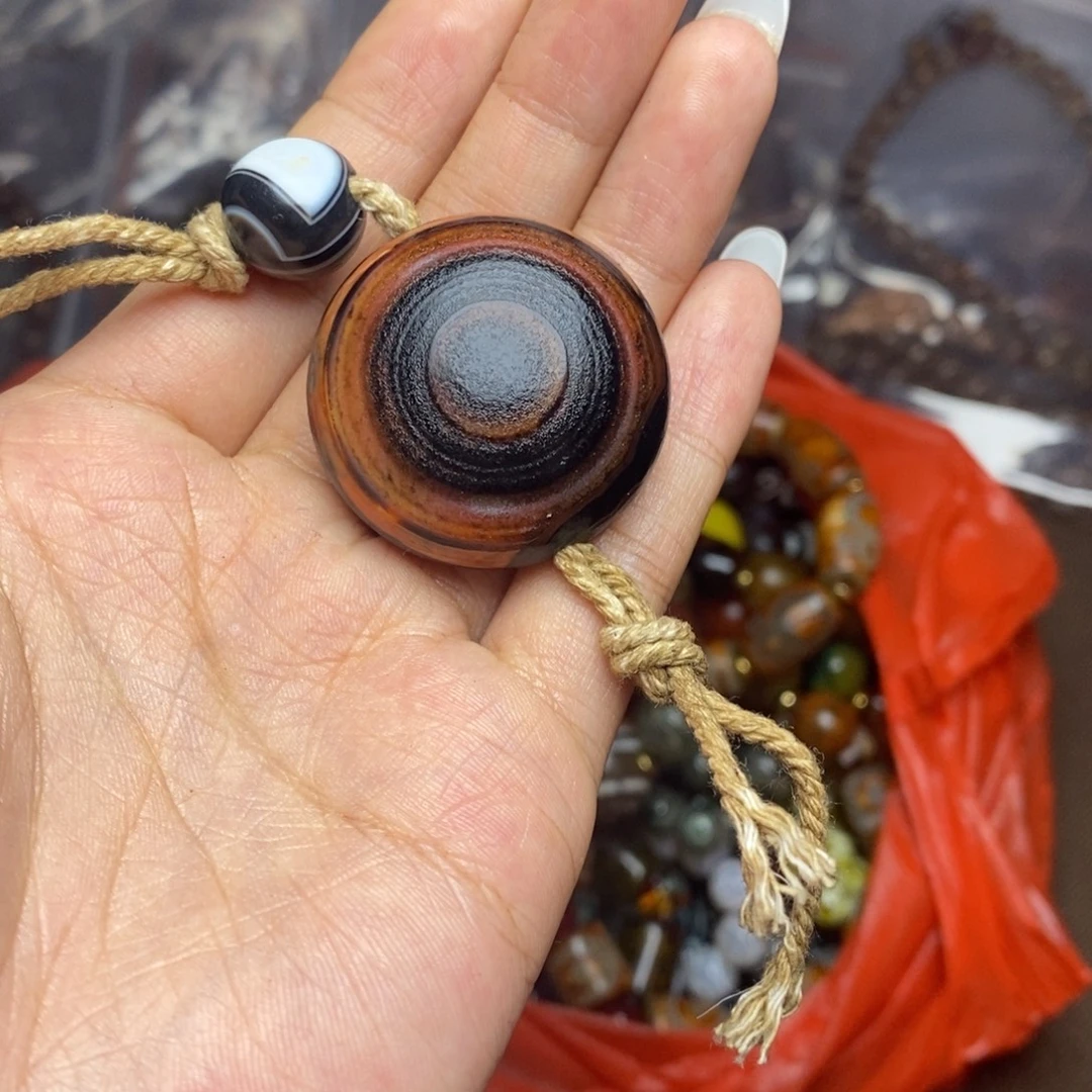 未镶嵌颈饰玛瑙/玉髓