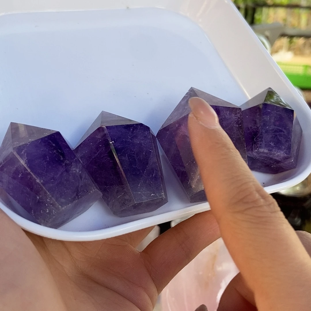 水晶珠宝半成品未镶嵌紫水晶柱