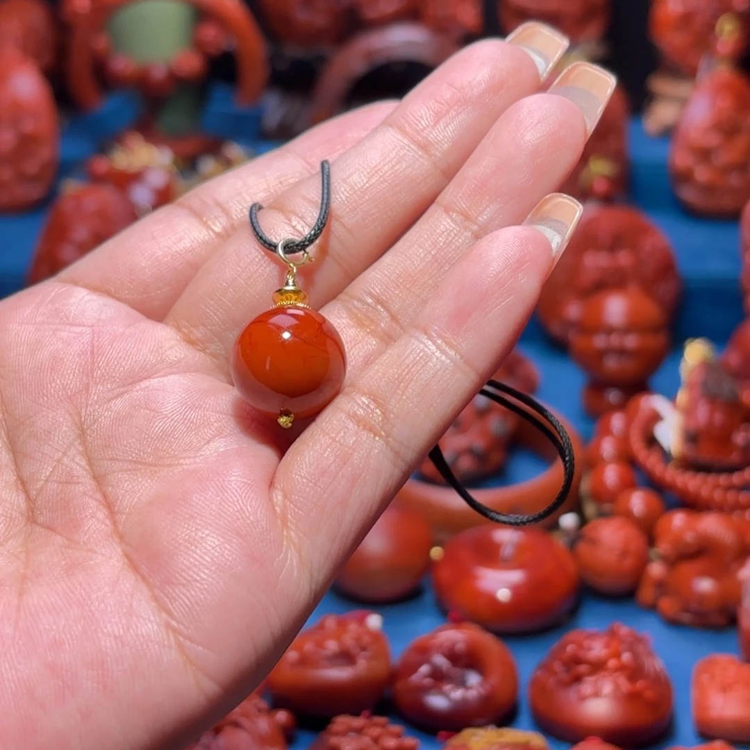 未镶嵌雕刻南红玛瑙