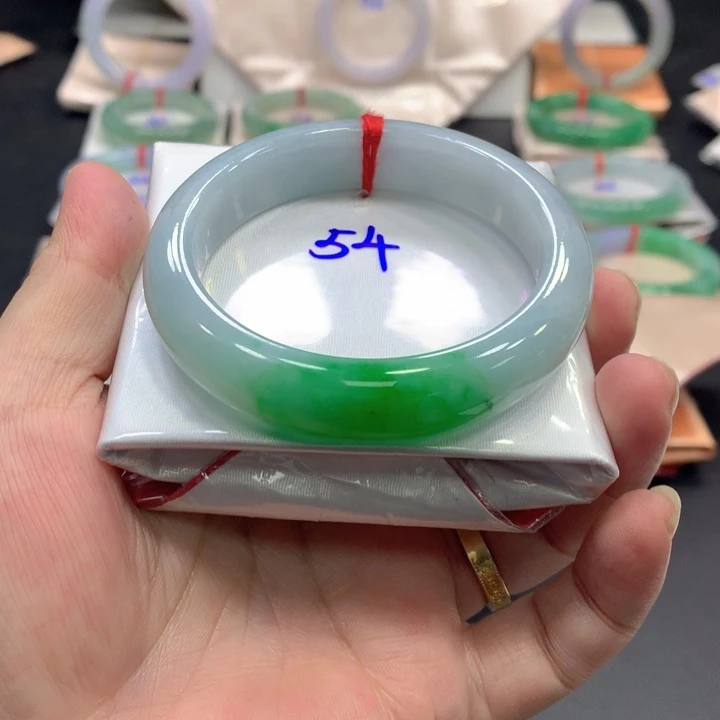 你***。未镶嵌手镯翡翠54圈口