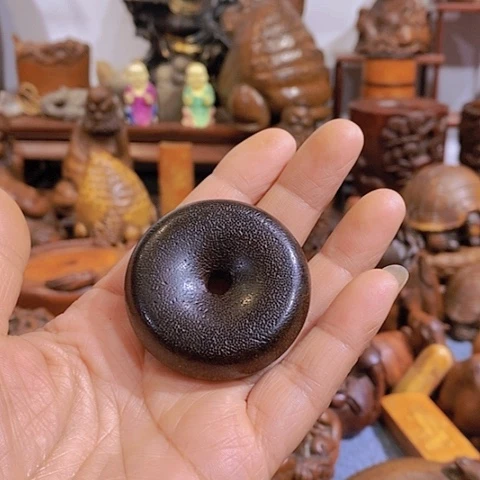 贡木用****8华彩木作摆件