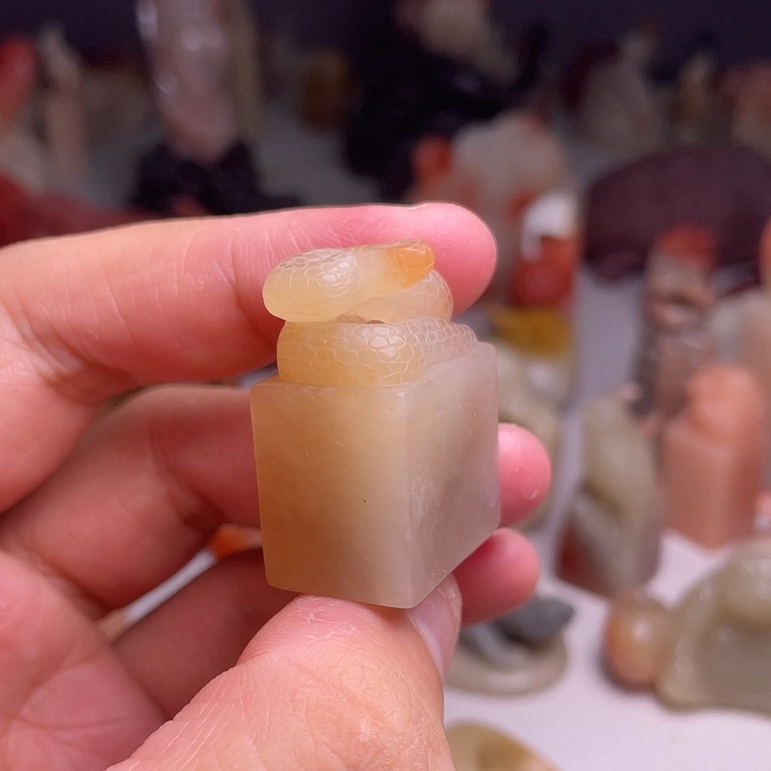 老挝石小蛇印章作品