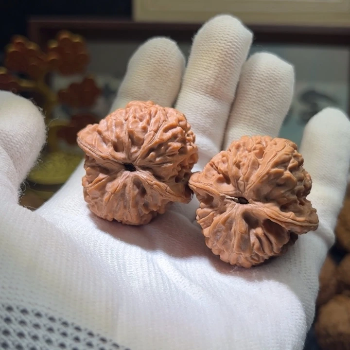 吊坠文玩核桃牡丹纹37