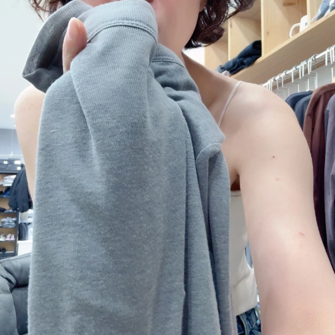 阿***蓉羊皮（革）不会让别人看见吧不可能