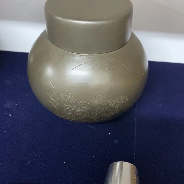 瓷S**語中古工艺品一件