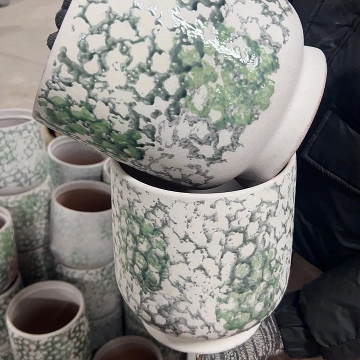 高度23厘米口20厘米微瑕