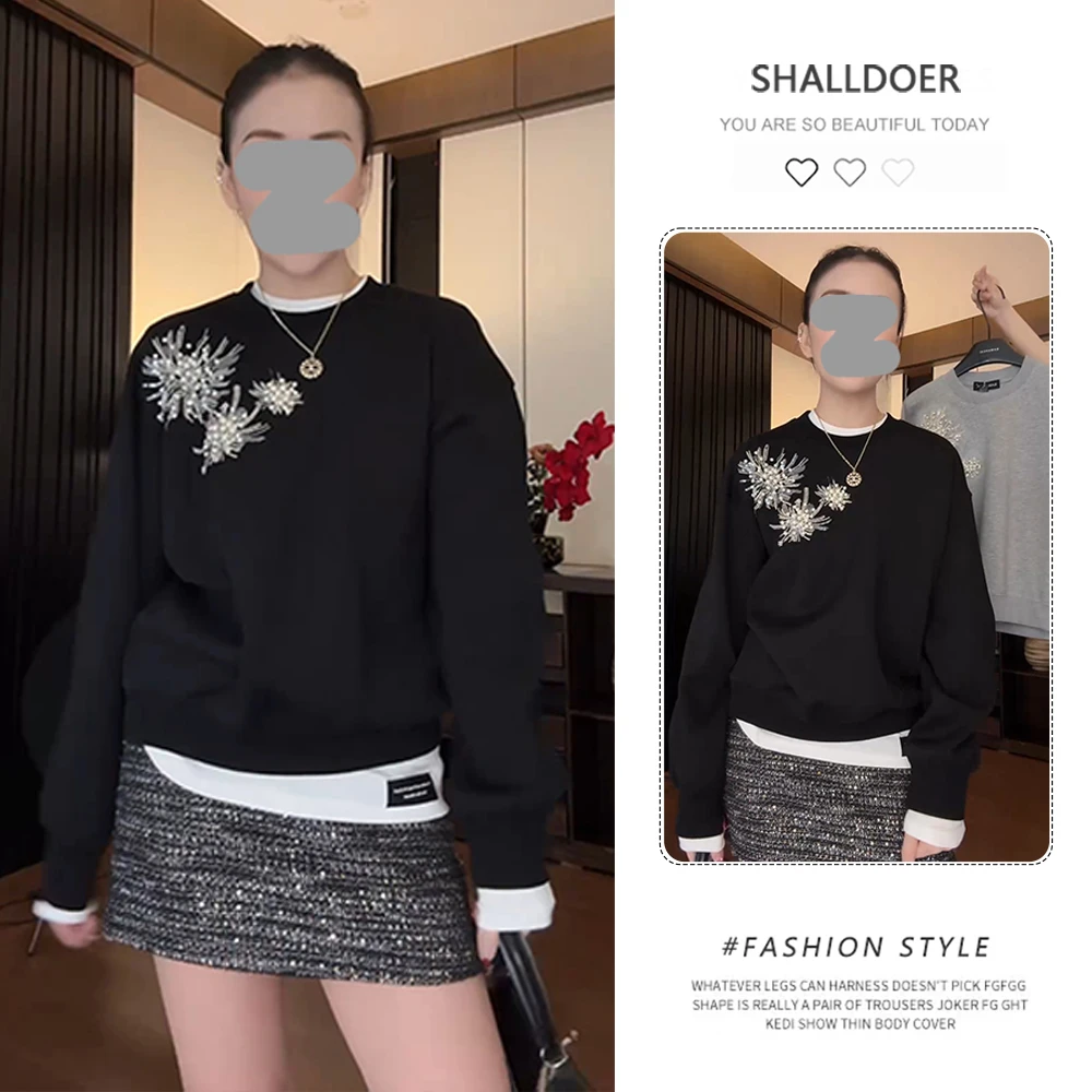 2025秋季设计感重工烟花绽放钉珠花朵圆领正肩袖棉套头女卫衣