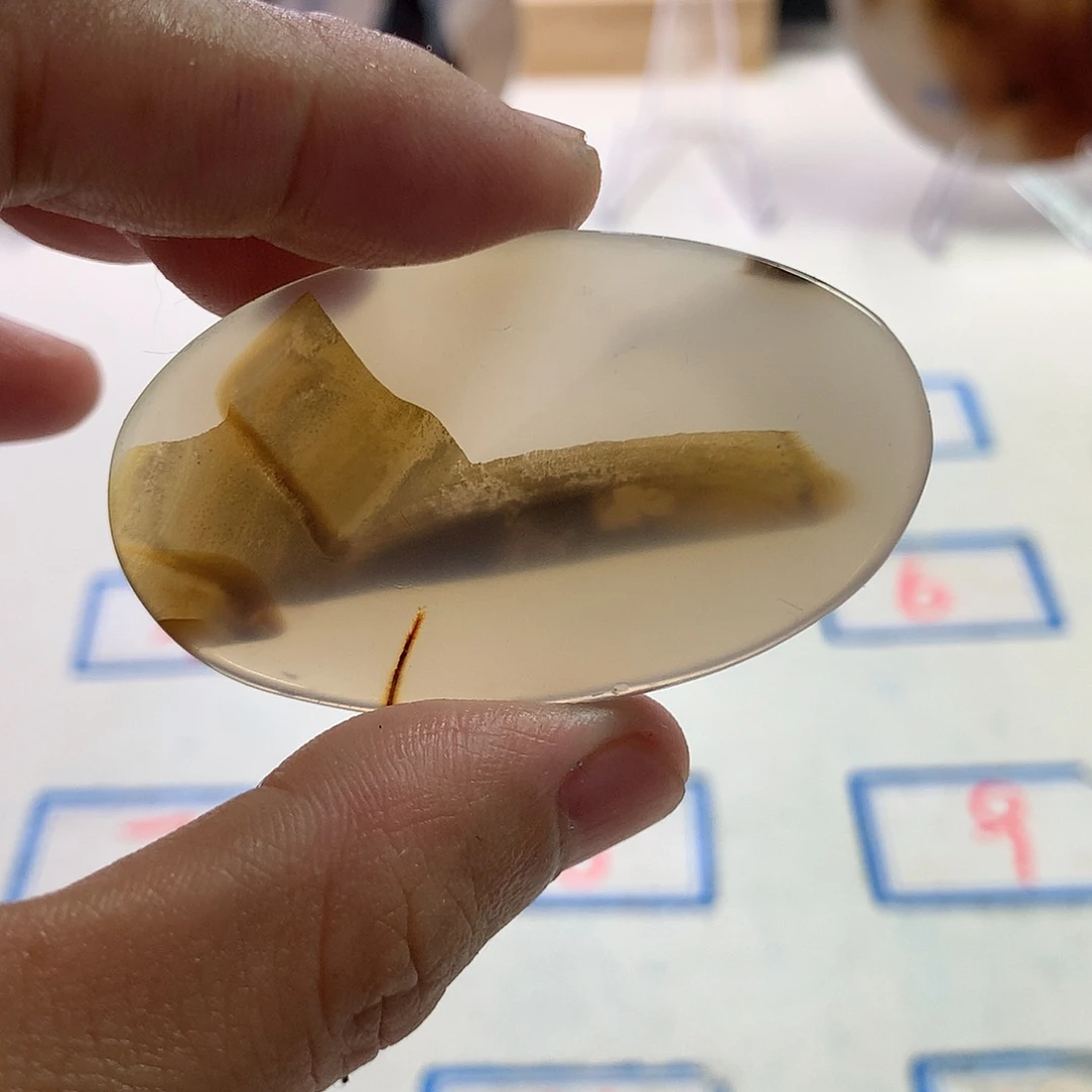 玛瑙/玉髓未镶嵌珠宝半成品
