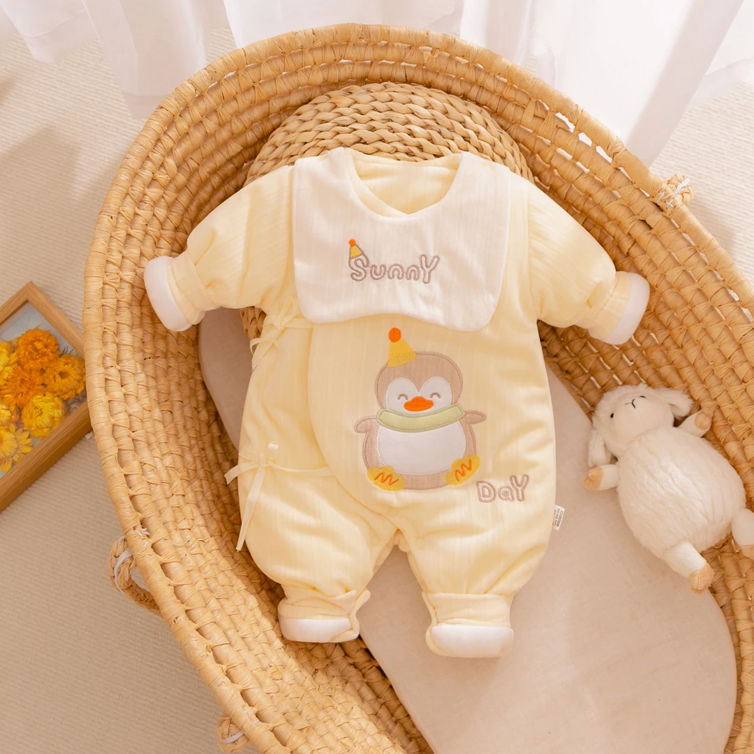 新生婴儿衣服连体衣秋冬季女宝宝可爱超萌哈衣夹棉服加绒加厚冬装