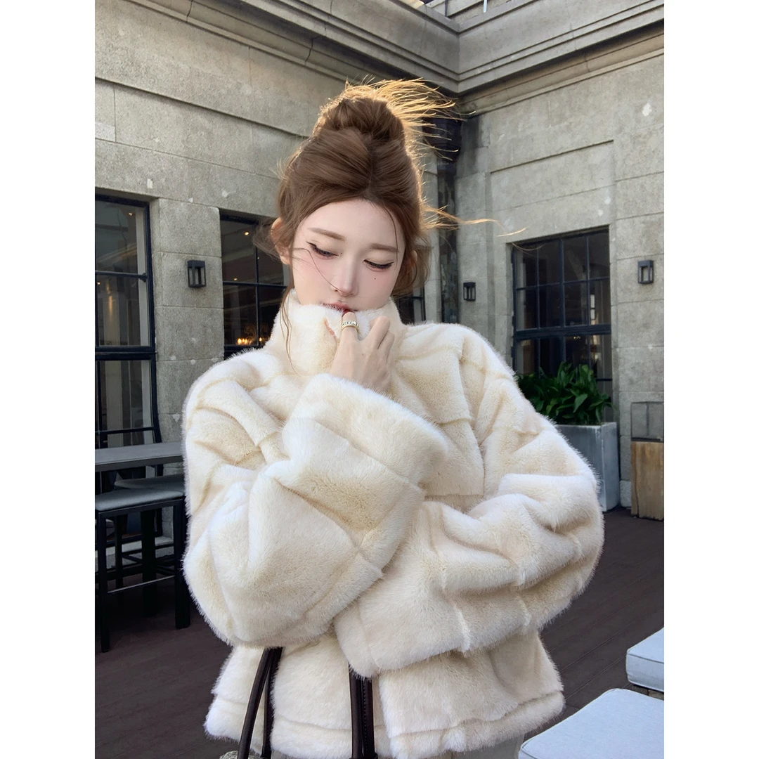 人造皮草 气质风长袖暗扣休闲风厚款短外套短款网红女装大衣冬季