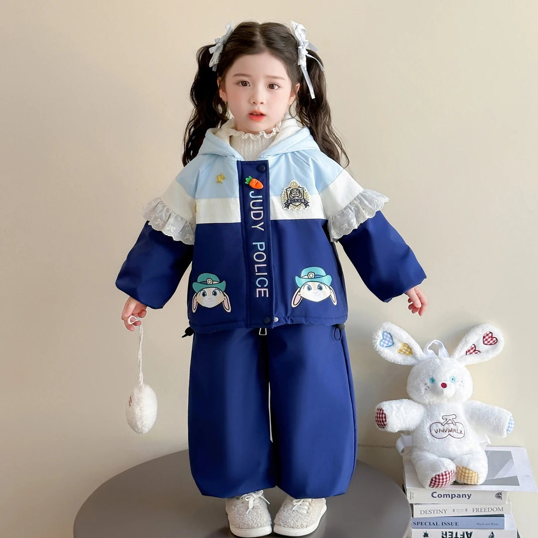 女童秋冬套装2025新款儿童洋气连帽兔子警官女宝宝加绒加厚两件套