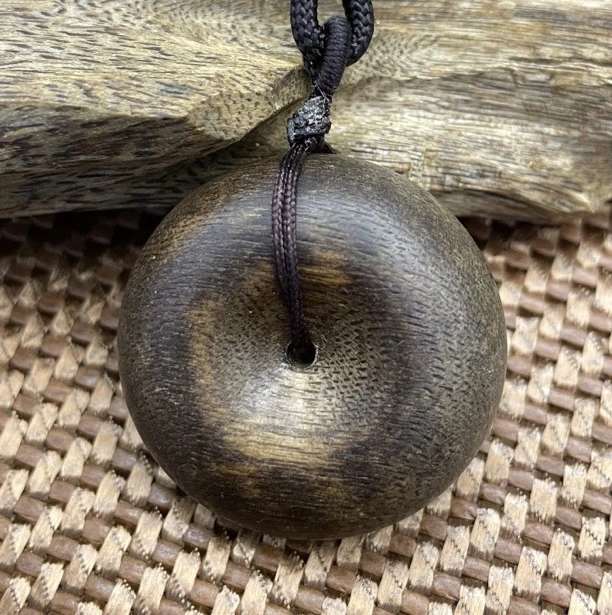 海南尖峰岭高山老料平安扣.多样性发一