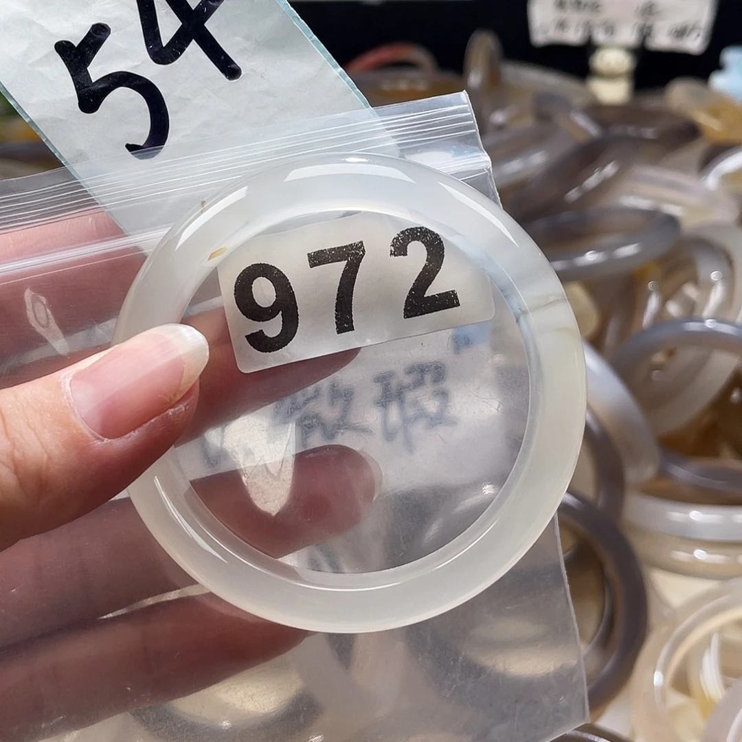 手镯玛瑙/玉髓未镶嵌