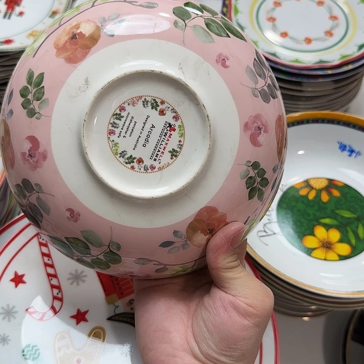 普通钢化玻璃双饮款猪*妹