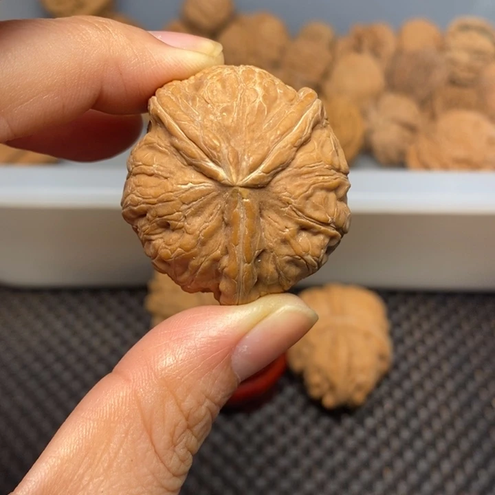 张***哥文玩核桃吊坠文玩核桃异形单只