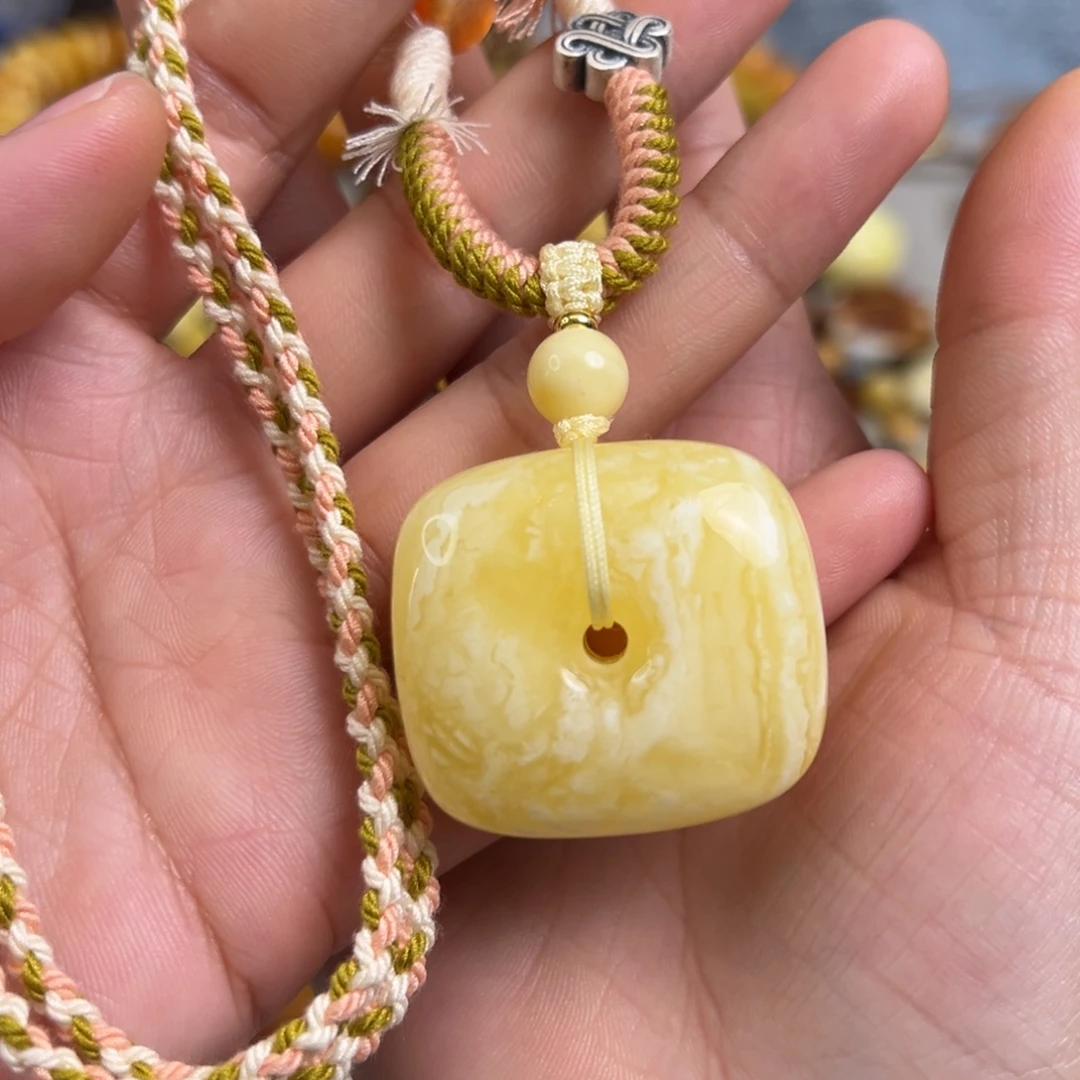 蜜蜡未镶嵌裸石蜜蜡