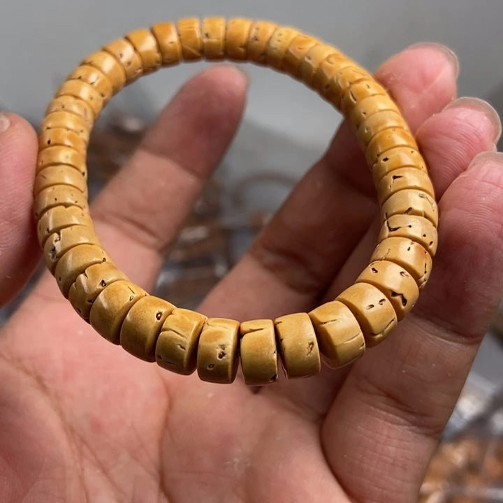 猴头核桃吊坠文玩手串