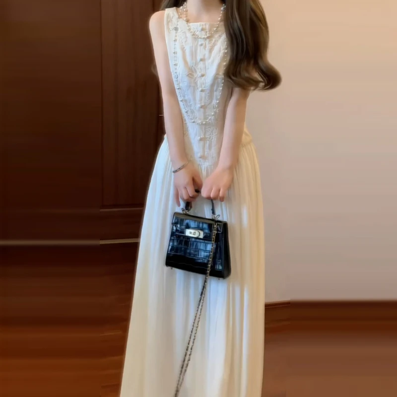 法式高级感白色无袖背心连衣裙子女2025夏季独特掐腰气质长裙4558