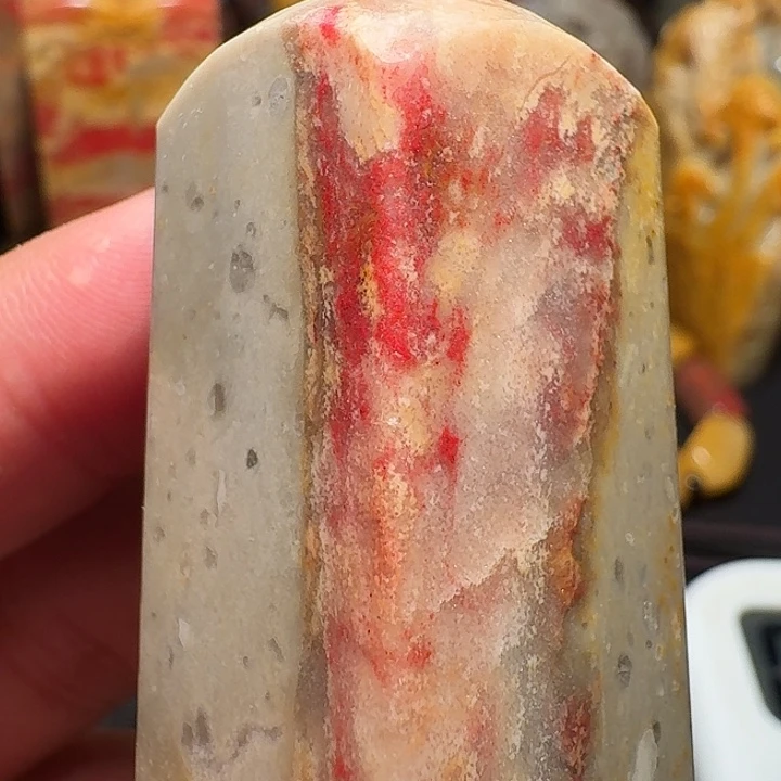 昌化石昌化鸡血石
