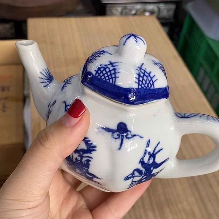 达***玲珑堂精品百货商行