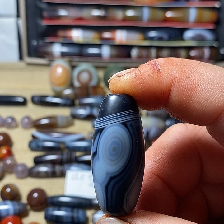 玛瑙/玉髓合金颈饰