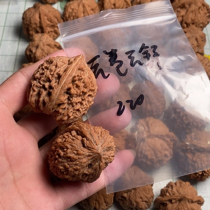 云***，把件文玩核桃核桃