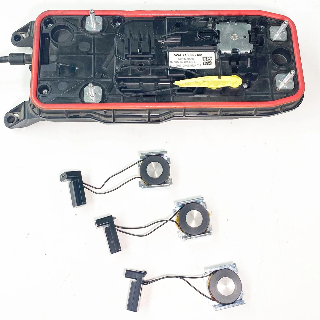 奥迪A3L大众凌度L高尔夫8换挡机构电磁阀电子档把换挡电磁阀