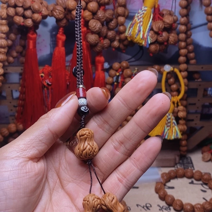 桃核吊坠龙纹桃枭