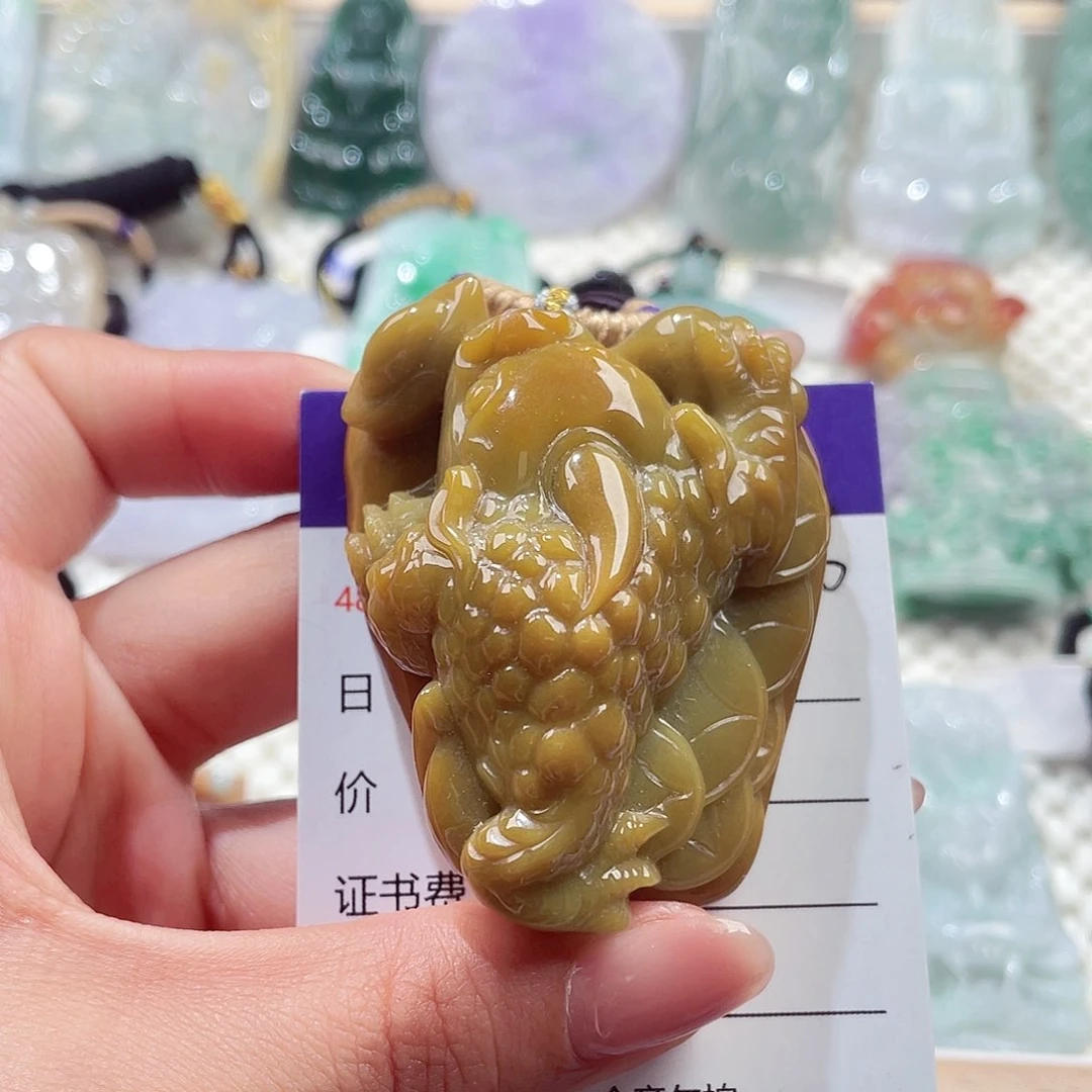 颈饰未镶嵌翡翠翡翠