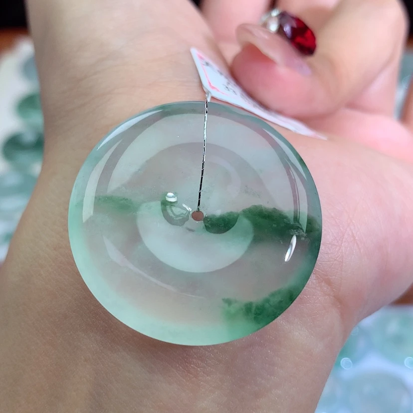 【闪购商品】翡翠吊坠(不含链)未镶嵌