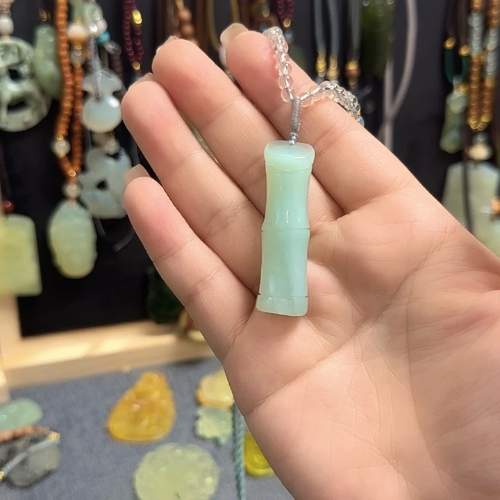 蛇纹石玉合金颈饰