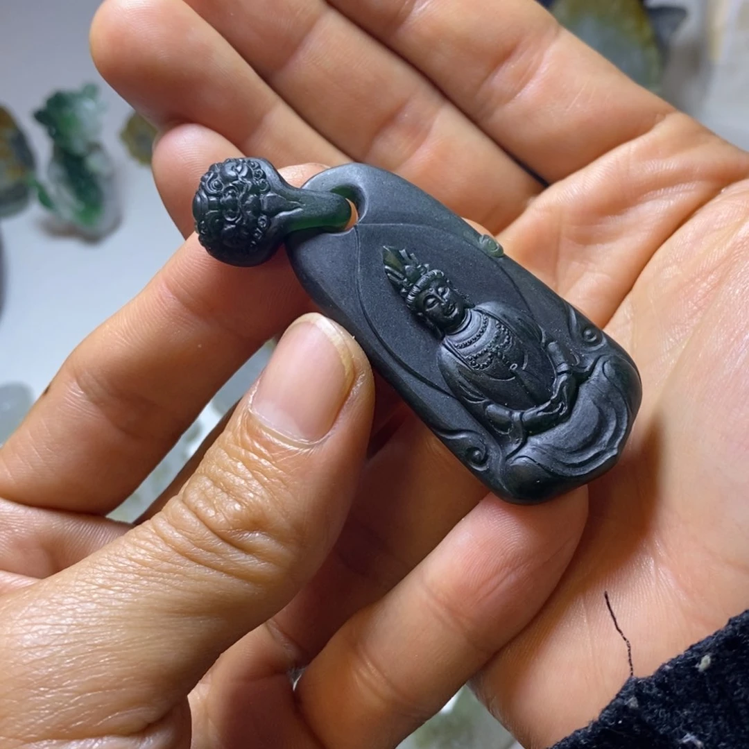 定制翡翠未镶嵌翡翠