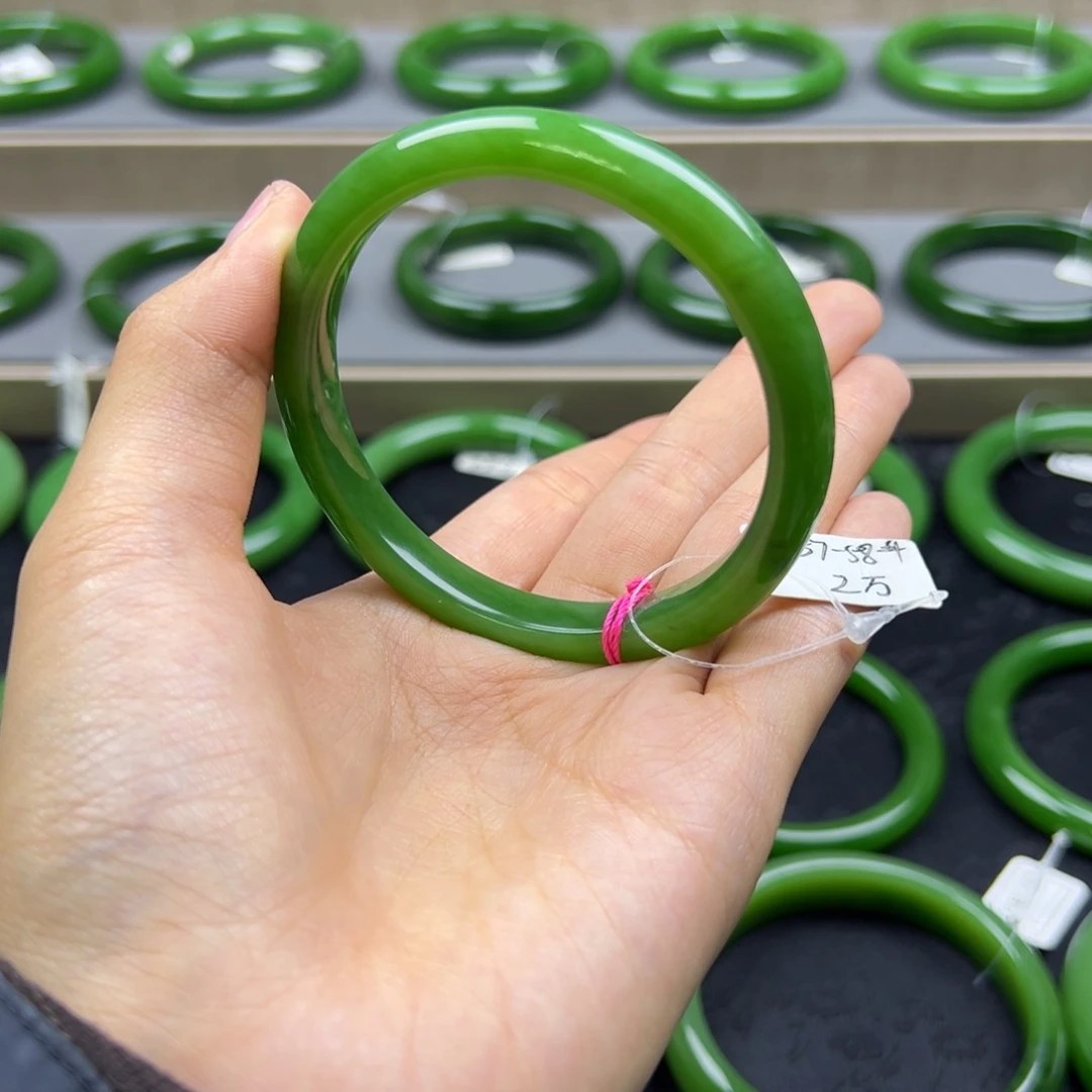 和田玉（碧玉）未镶嵌手镯碧玉艳底艳阳绿无黑无棉5758