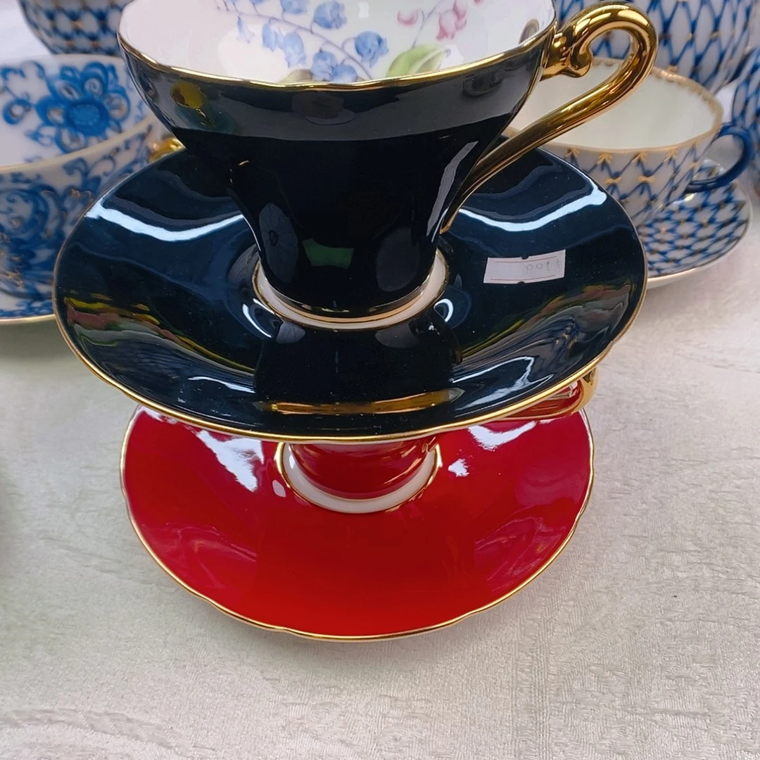 瓷片?****?开播时间每周