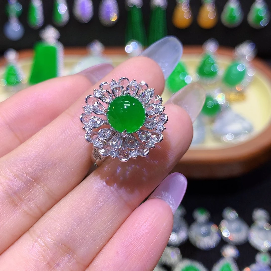 翡翠戒指18K金镶嵌高冰满绿