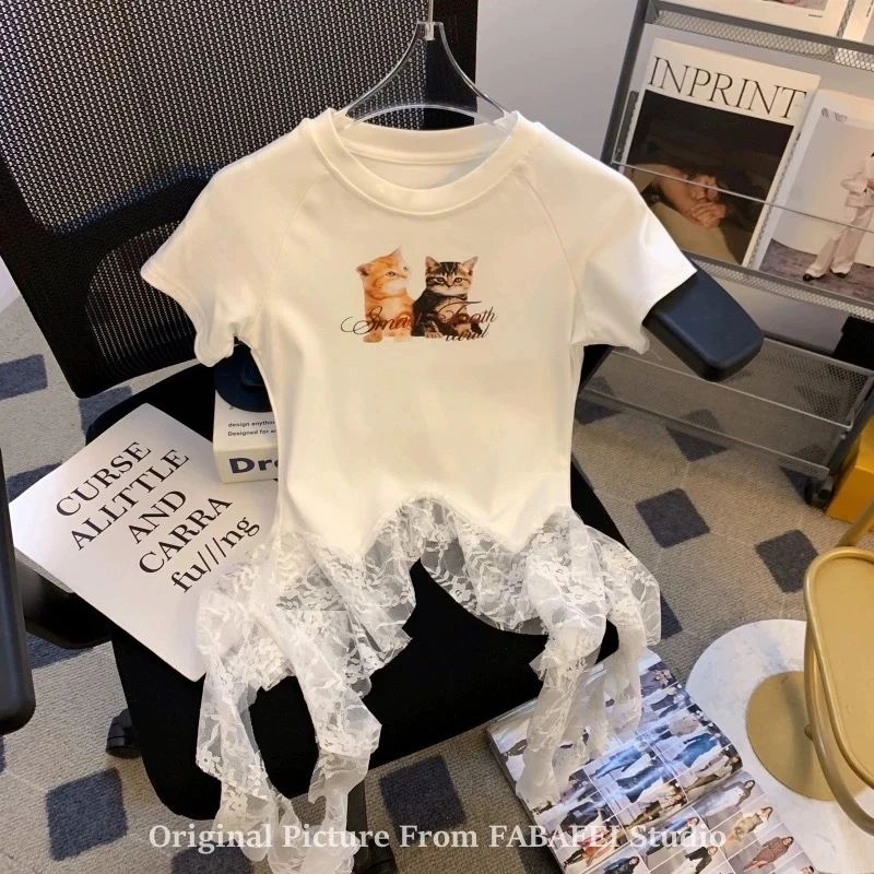 【秀宝女装】设计感不规则蕾丝下摆猫咪印花短袖t恤女XB4645