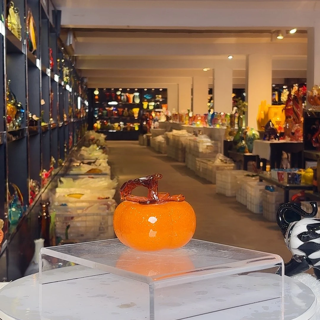 琉璃手工艺品琉璃岛上有个