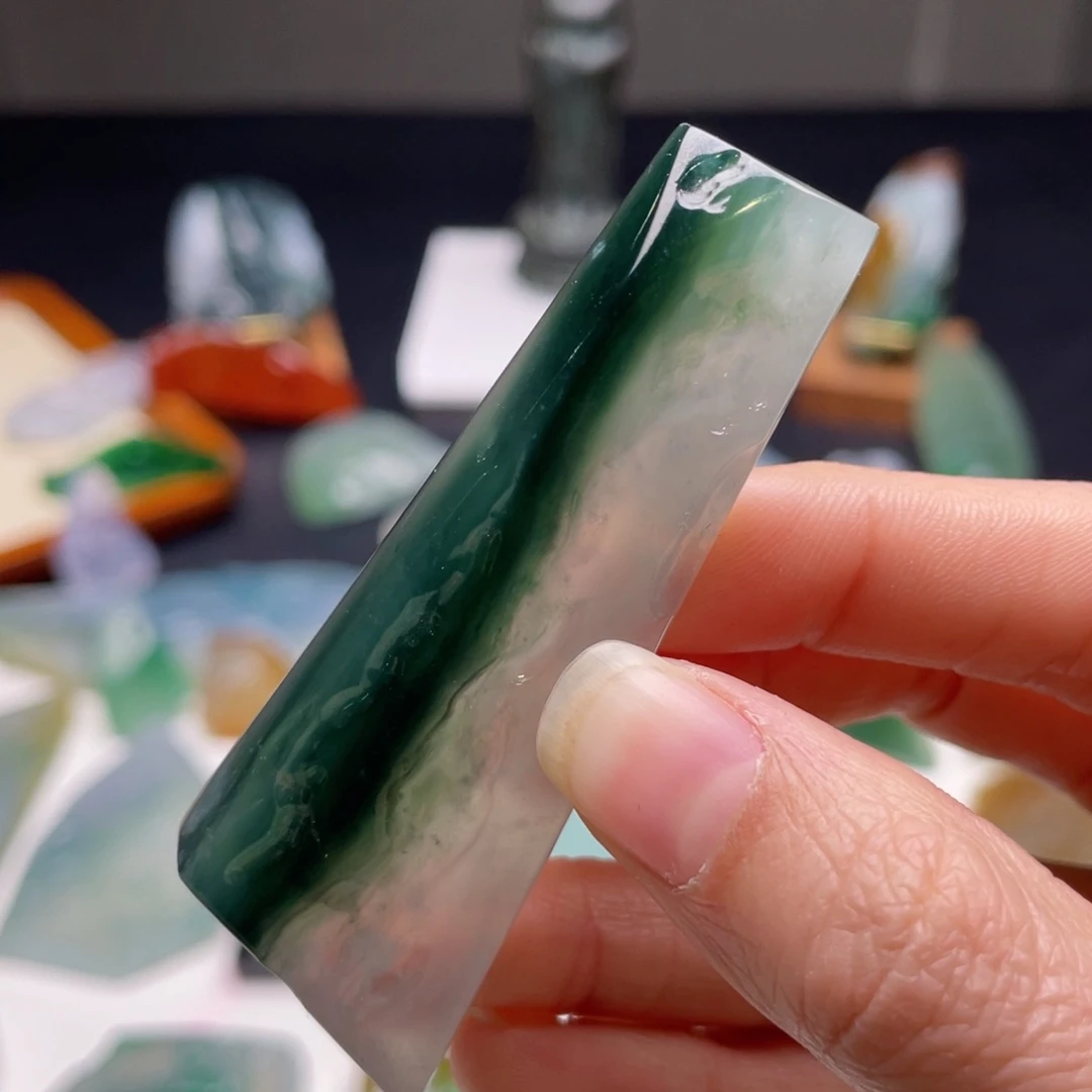 定制翡翠未镶嵌包工包料