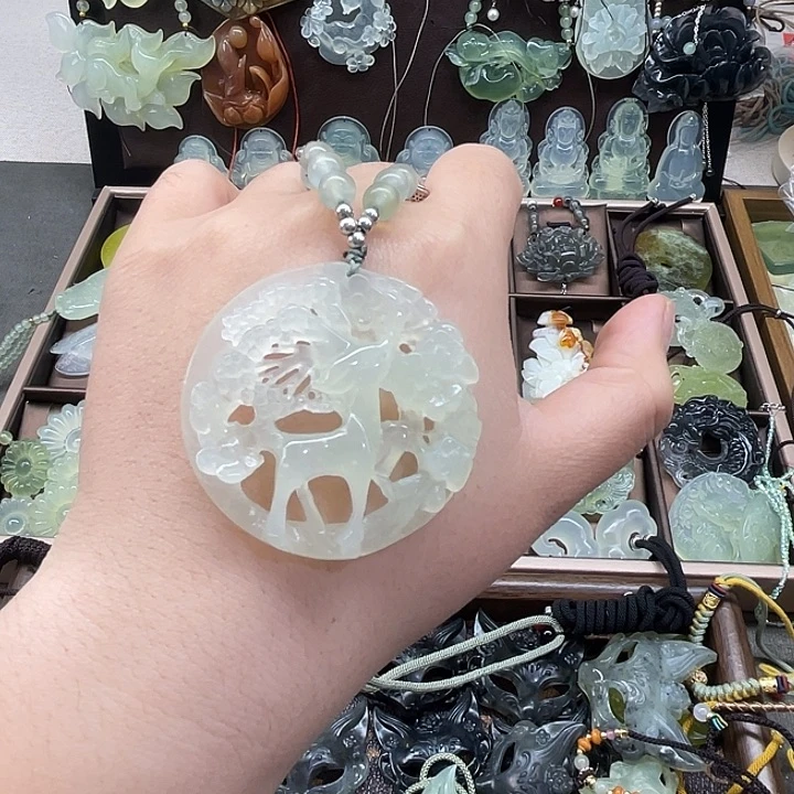 秋***天岫玉未镶嵌吊坠(赠链)