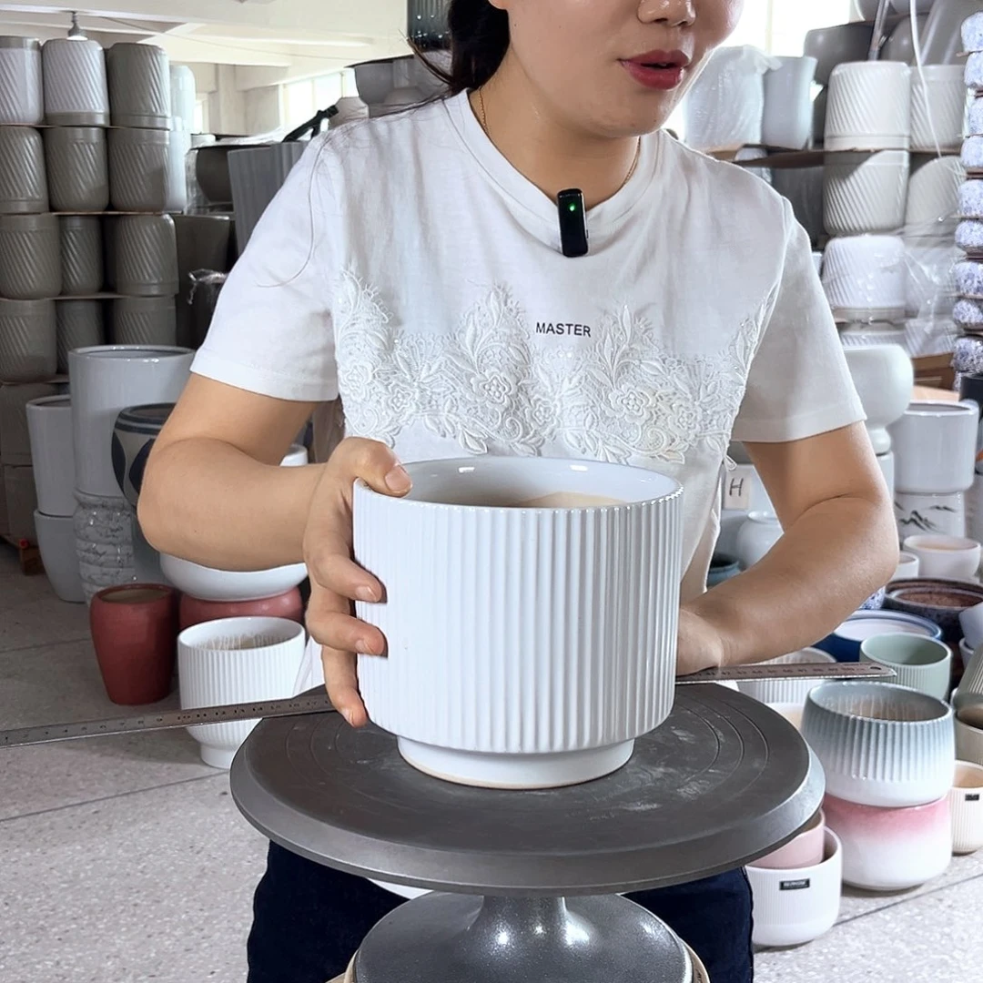 陶瓷口径16-14。亮白。。。