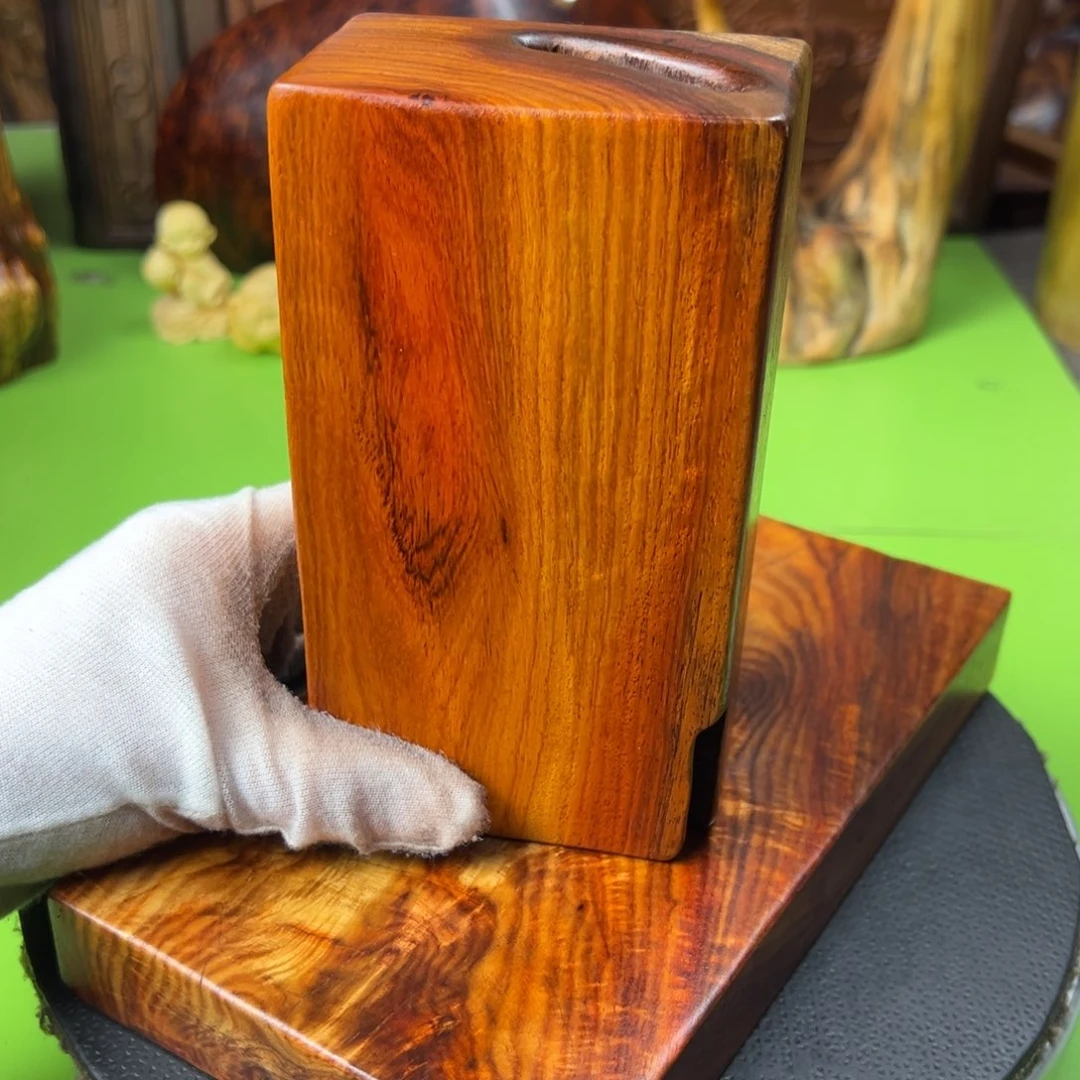 晃***悠大果紫檀（缅甸花梨）