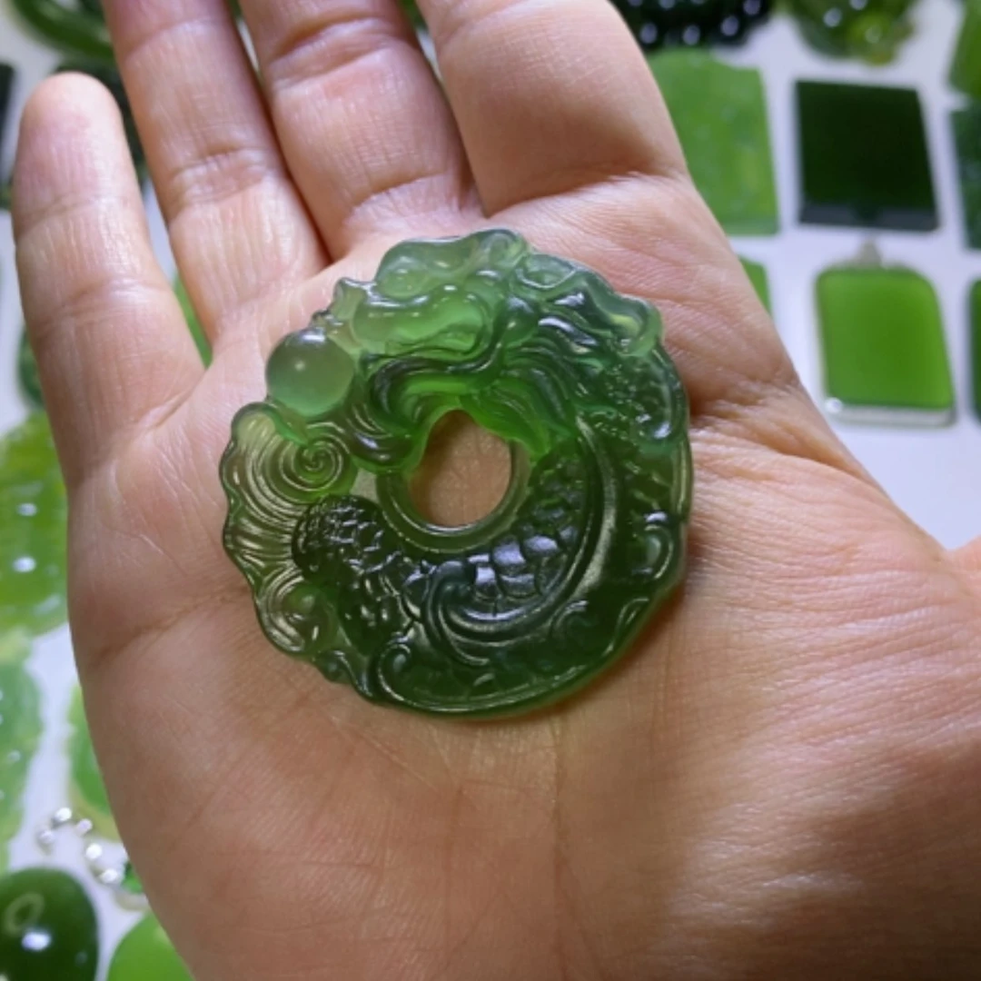 【闪购商品】蛇纹石玉颈饰未镶嵌