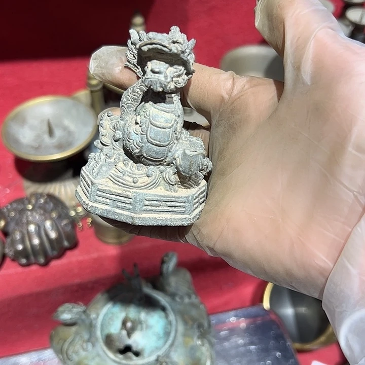 冰**莲不退不换黄铜摆件