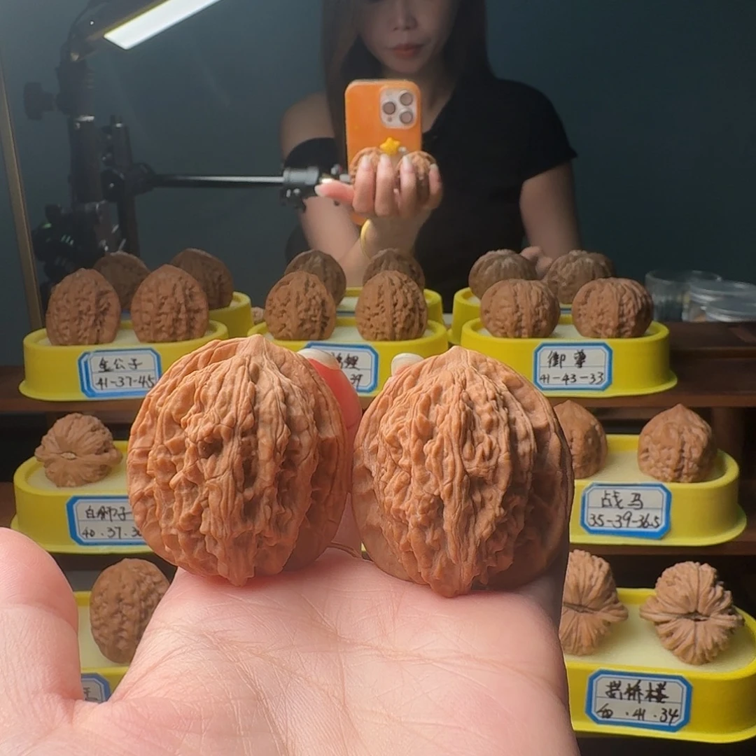 文玩核桃吊坠全品虎头