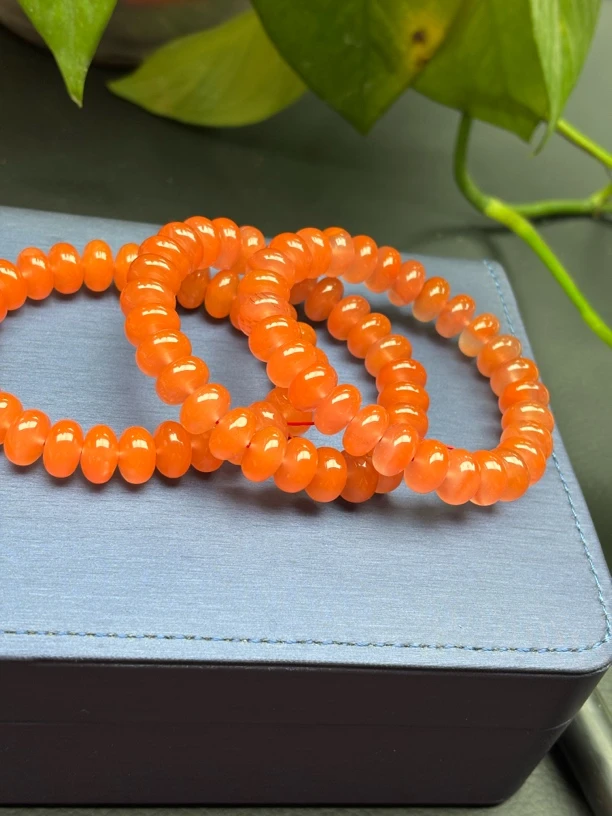 102天然南红玛瑙手串，卡11mm多样性发其中一