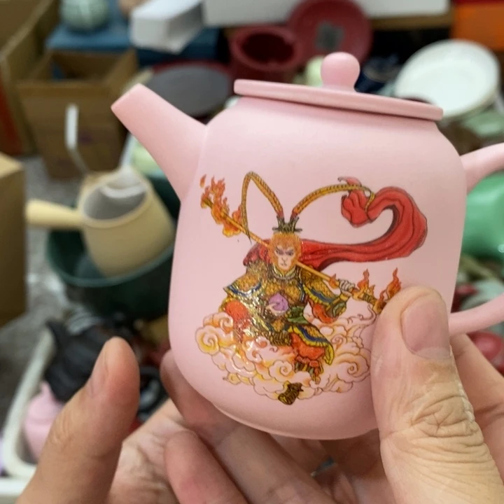 陶瓷艺术品及陶瓷壶